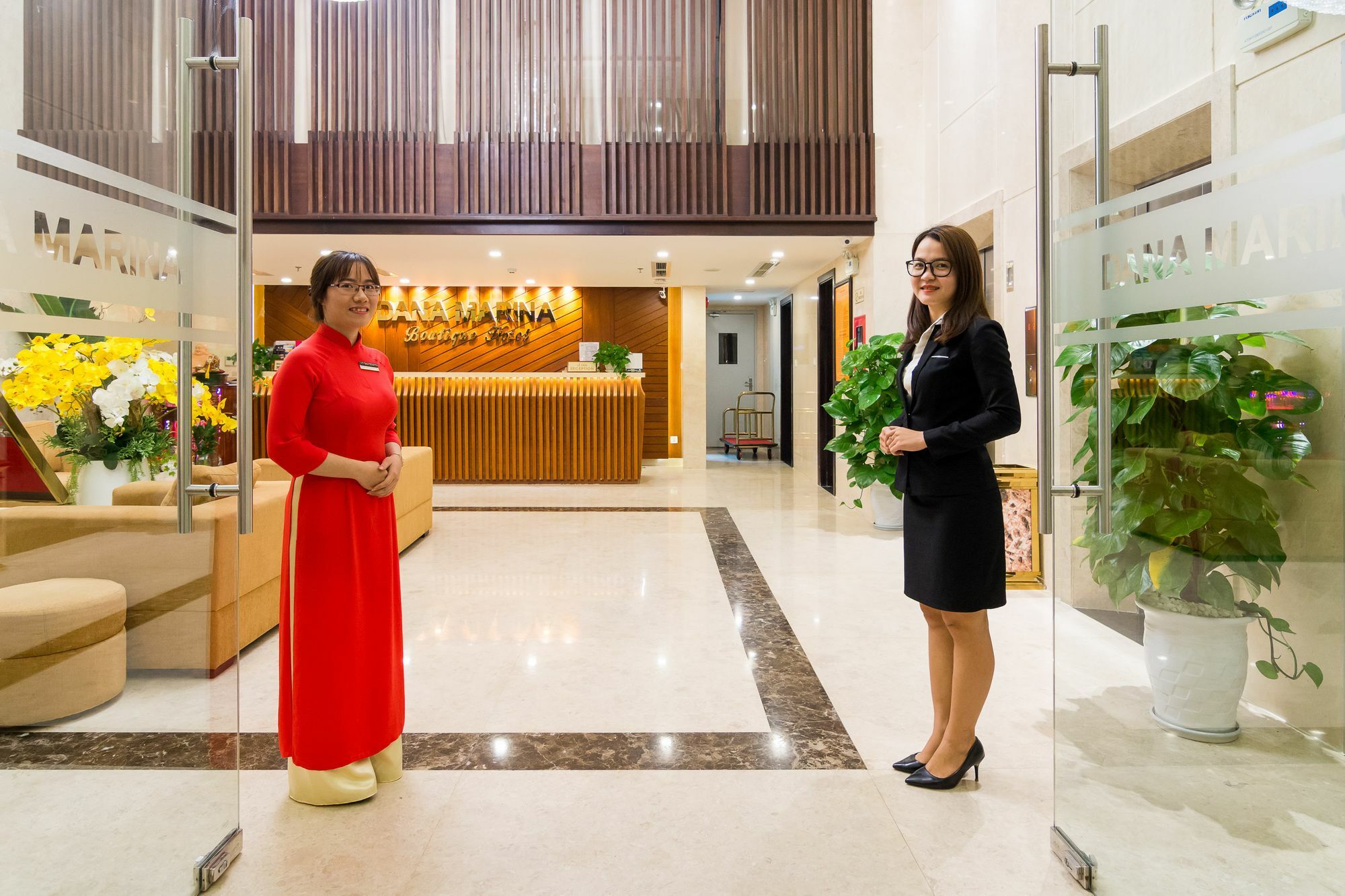 Dana Marina Boutique Hotel Da Nang Exteriör bild